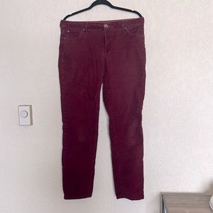 Eddie Bauer - Boyfriend Slim Corduroy’s - Women’s 8